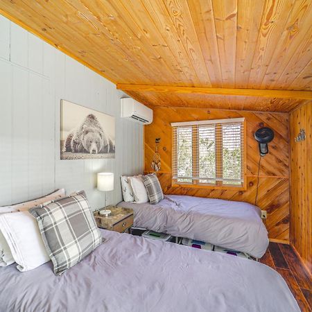 Rustic Newland Cabin With Deck By Lake And Trails! Экстерьер фото